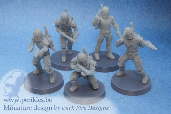 Multipart Crusader Squad (5x 35mm wargaming miniatures)