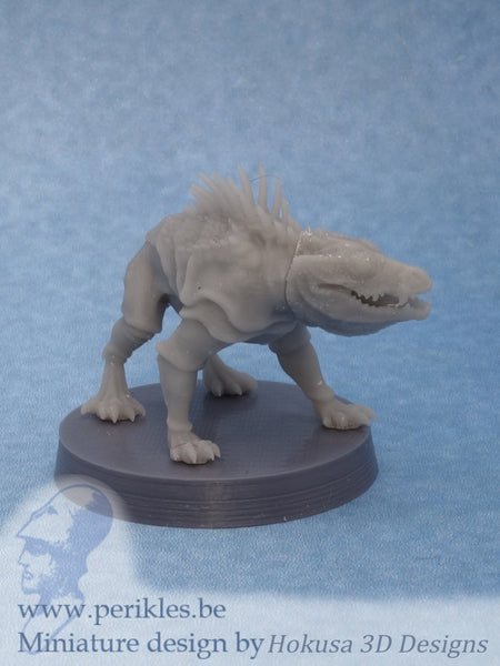 Reptile Dog Pack (5x 35mm wargaming miniatures)