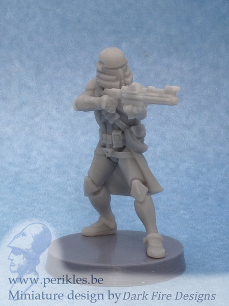 Airborne Specialists (2x 35mm wargaming miniatures)