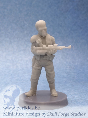 Cynical Leader (35mm wargaming miniature)