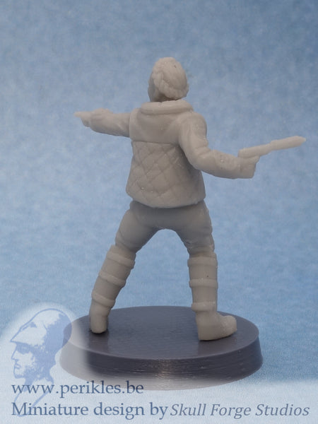 Snowsuit Princess (35mm wargaming miniature)